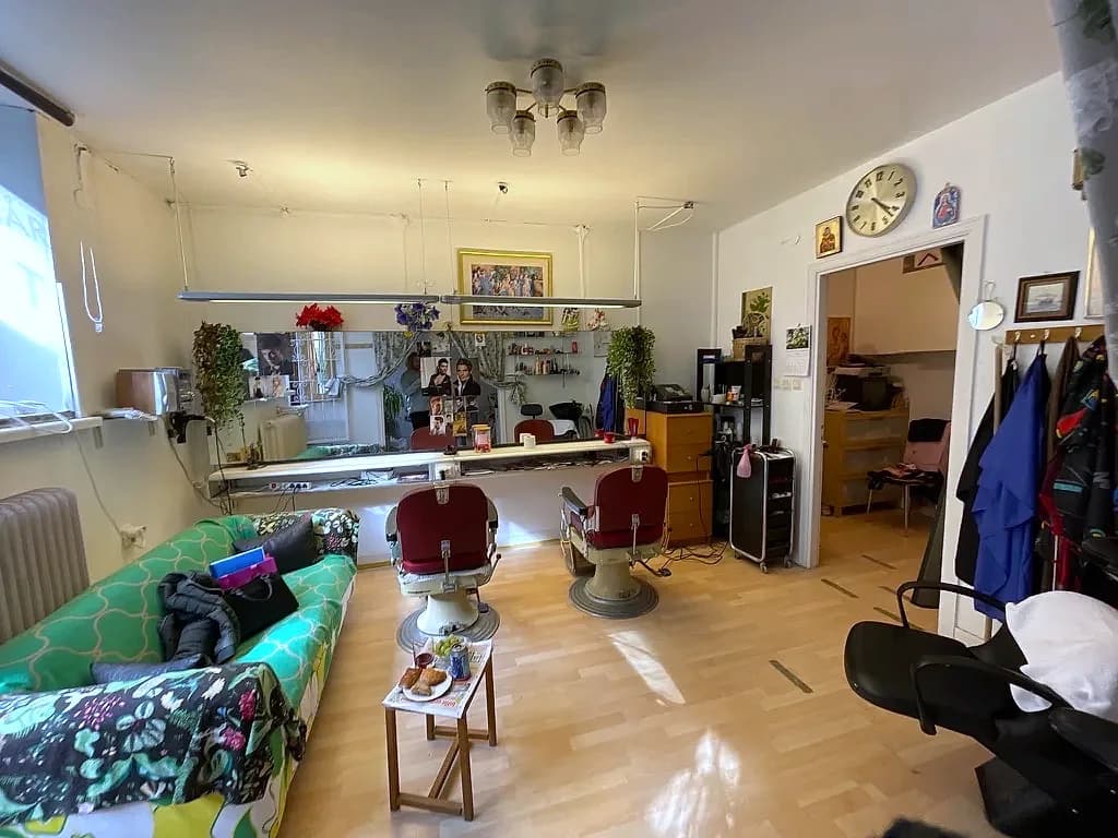 Före renoveringen: den gamla salongen